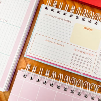 Desk planner