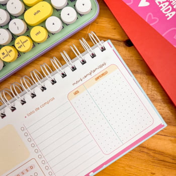 Desk planner