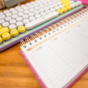 Desk planner